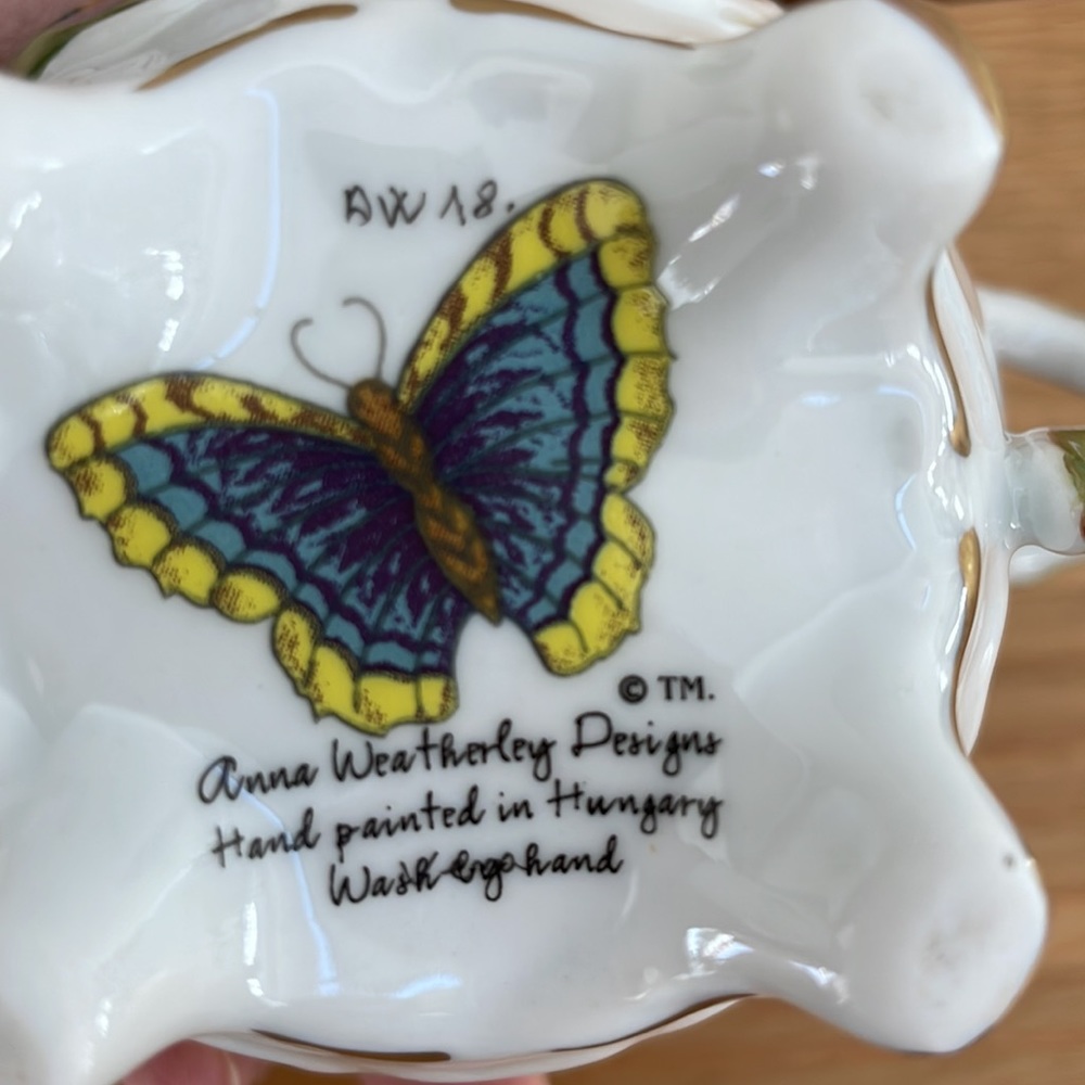 NWOT Anna Weatherley Rare Butterfly and Flower Handpainted 3 Piece Tea Set - Picture 16 of 17